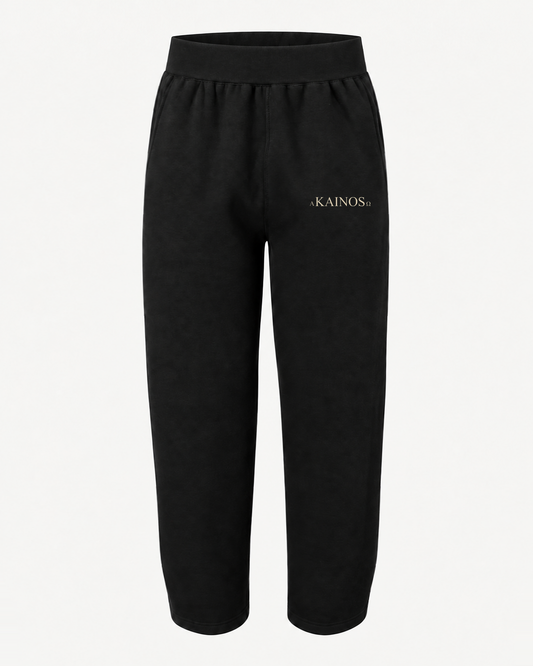 KAINOS sweatpant in black with the lockup on the thigh
